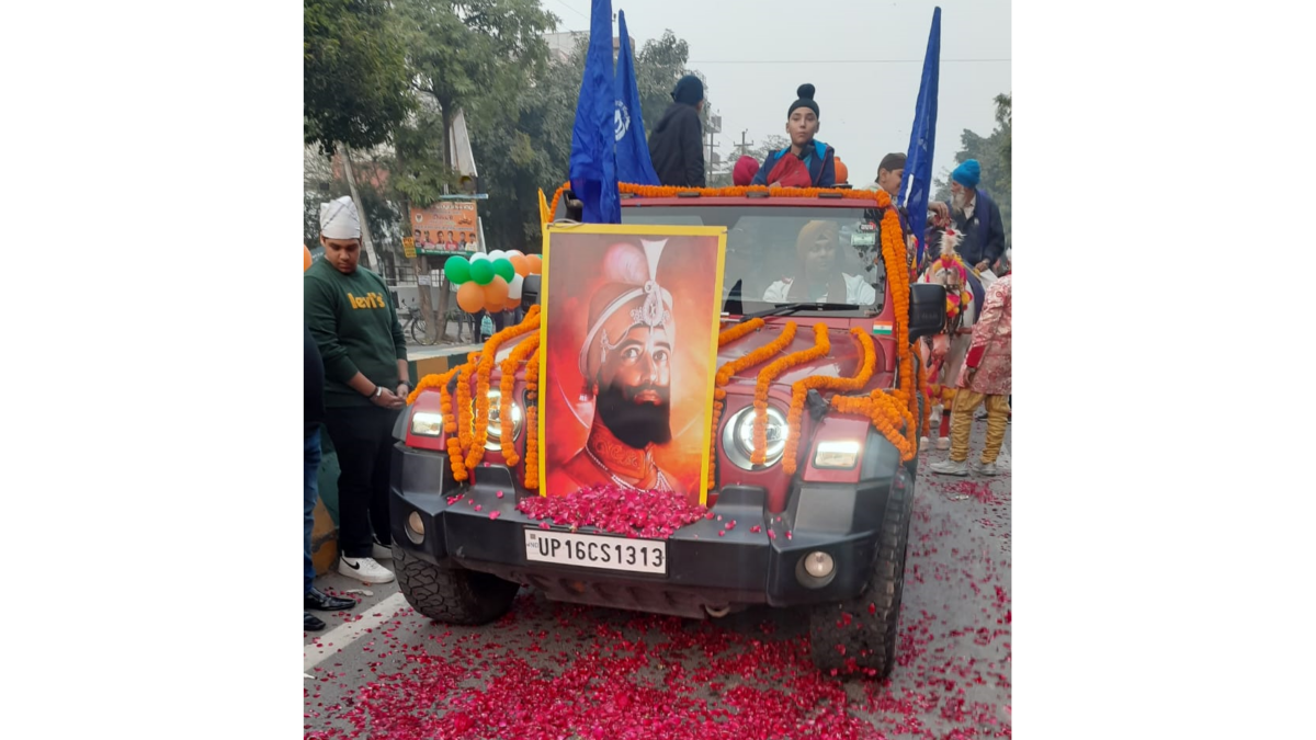 Residents Welcome Guru Gobind Singh ji The Nagar Kirtan Procession