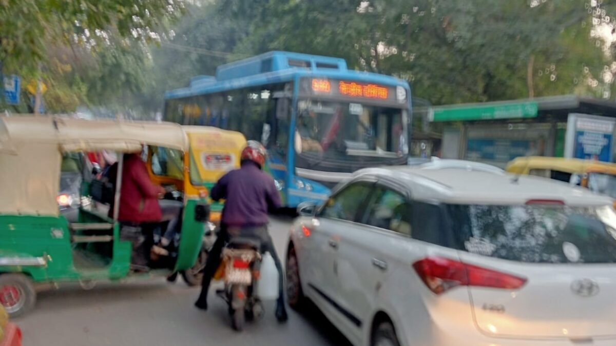 Traffic Menace On GK2 Roads Is A Nightmare